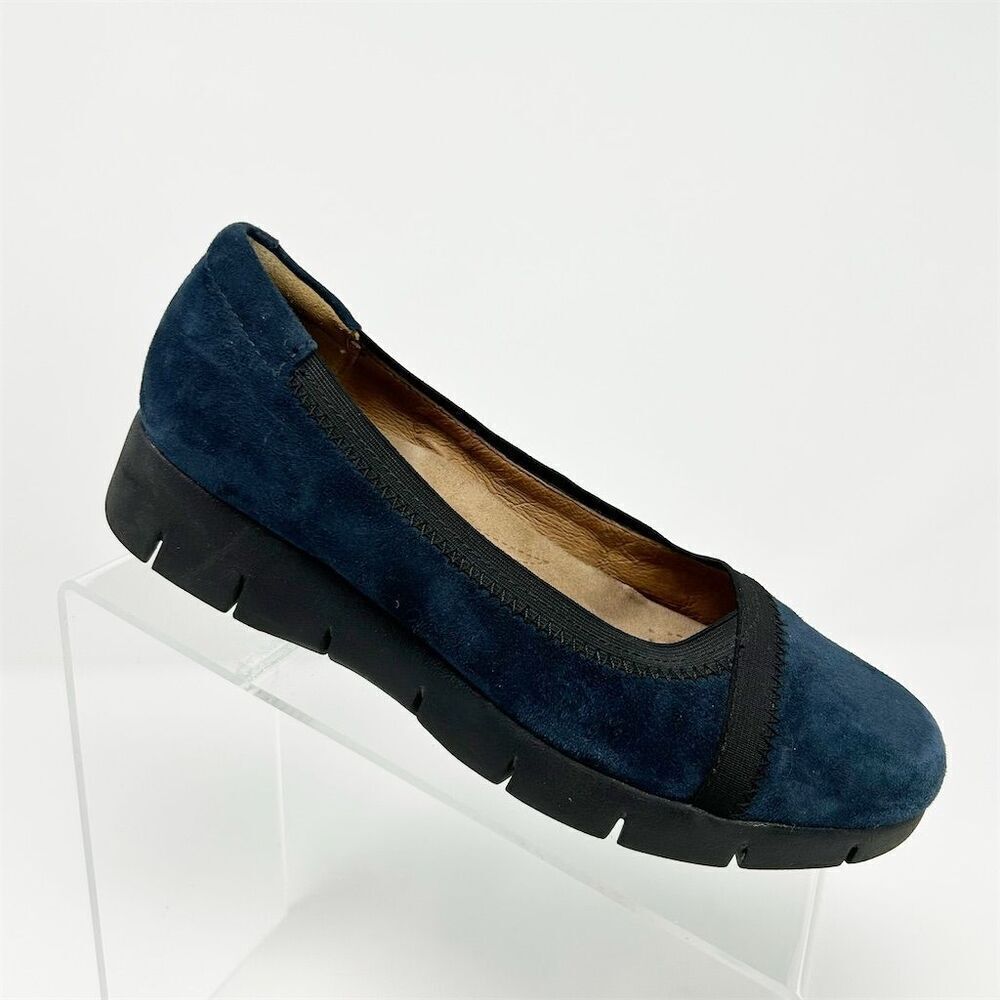 Clarks Women's Slip-On Loafers Size 6 Navy Blue Suede Casual Flats Comfort